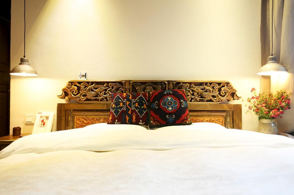 Shangri-La Mid - Mountain Homestay エクステリア 写真