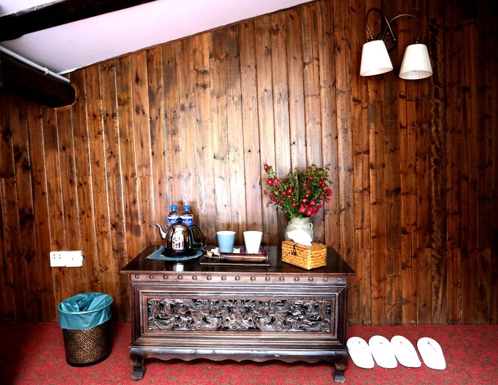 Shangri-La Mid - Mountain Homestay エクステリア 写真